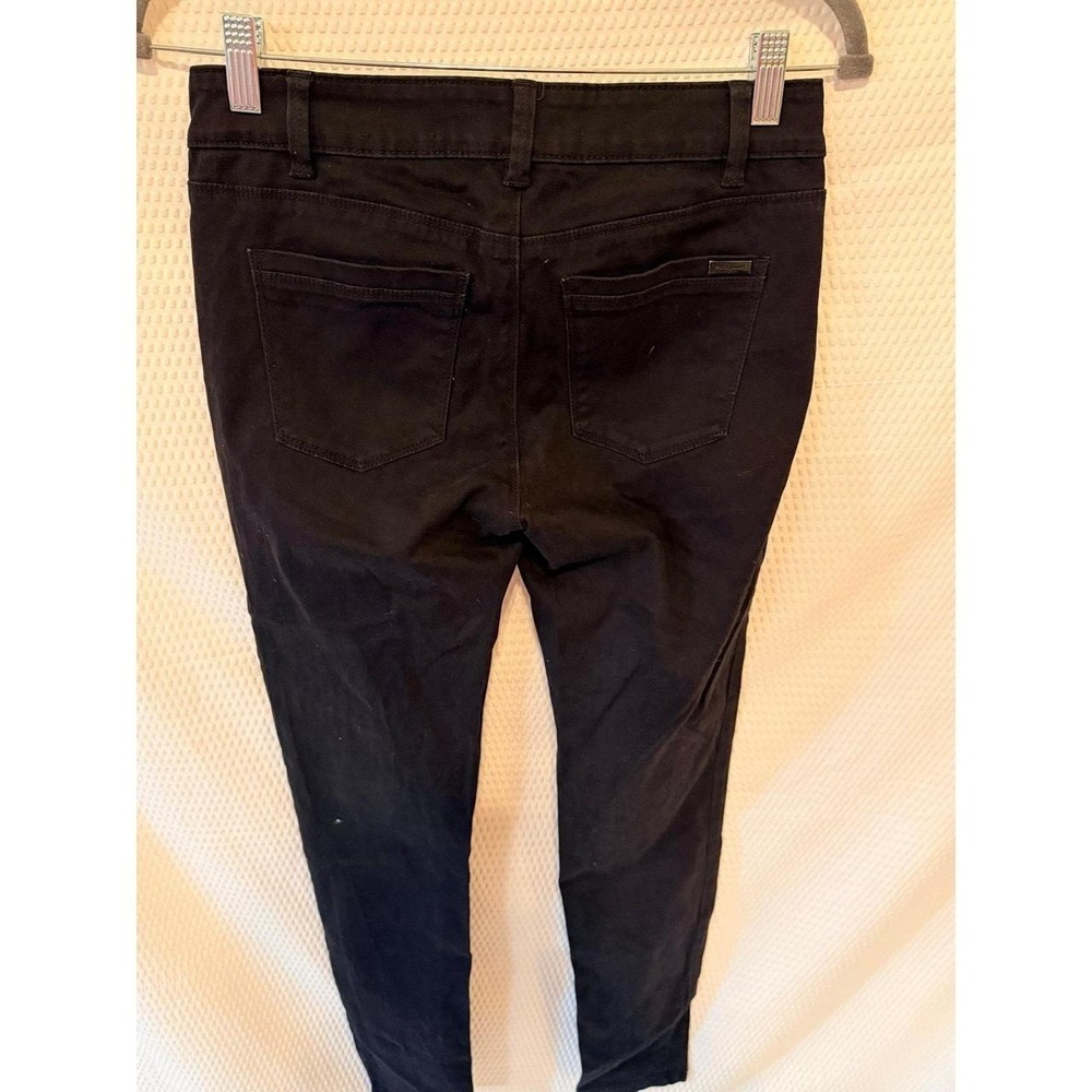 White House Black Market Skinny Leg Size 4R Black Jeans EUC
